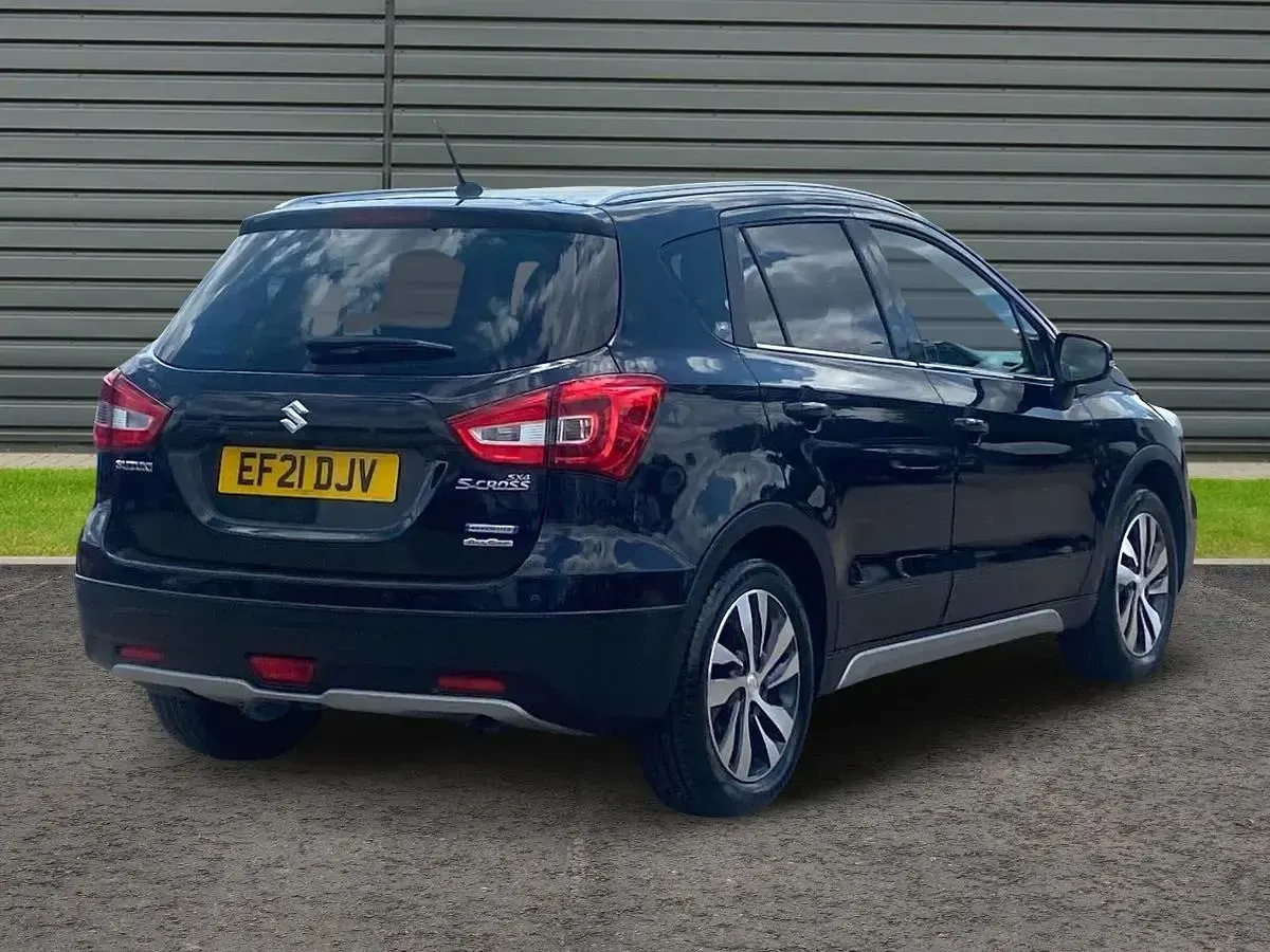 Used Suzuki SX4 S-Cross SZ5 129 HP (94 kW) 2021 Black SUV
