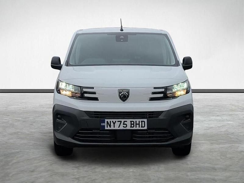 New Peugeot Partner 101 HP (74 kW) 2026 White MPV