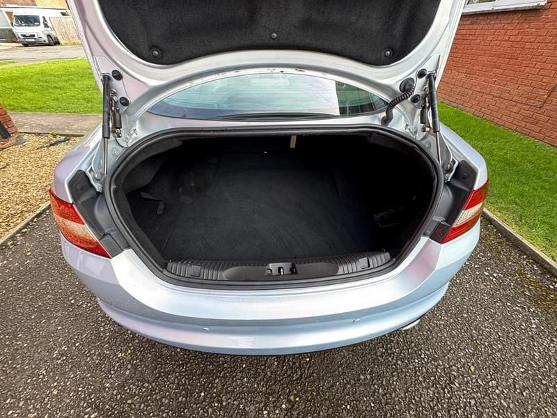 Used Jaguar XF Premium Luxury 200 HP (147 kW) 2014 Silver Sedan