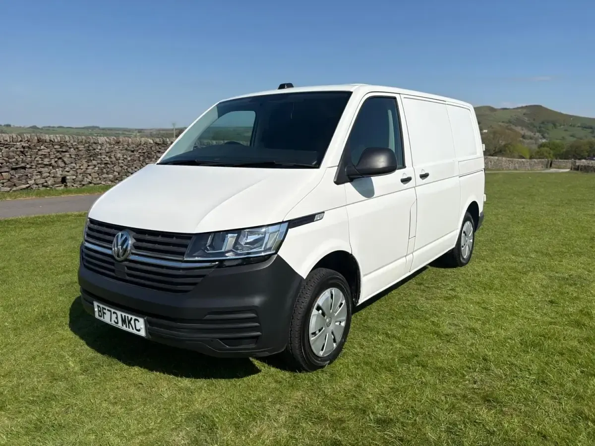 Usado VW Transporter Startline 2023 Branco Van
