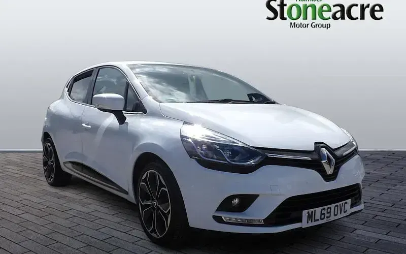 Used Renault Clio Iconic 110 HP (80 kW) 2019 Hatchback