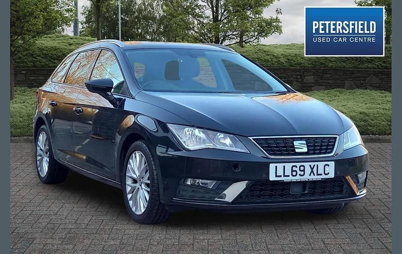 Used Seat Leon ST SE Dynamic 128 HP (94 kW) 2019 Black Estate