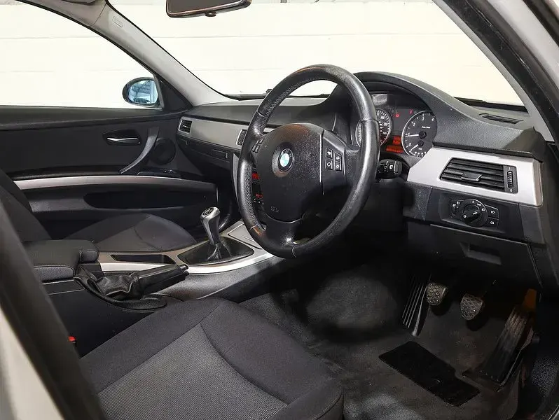 Used BMW 318 2007 Silver Sedan