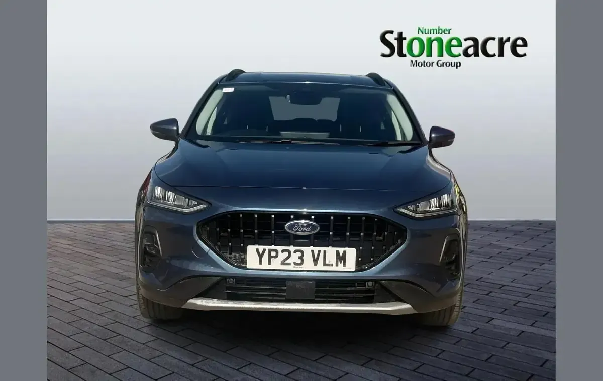Used Ford Focus Active X 155 HP (114 kW) 2023 Blue Hatchback