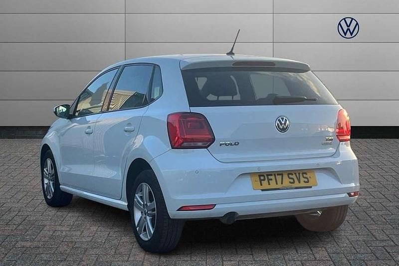 Used VW Polo Edition 90 HP (66 kW) 2017 White Hatchback