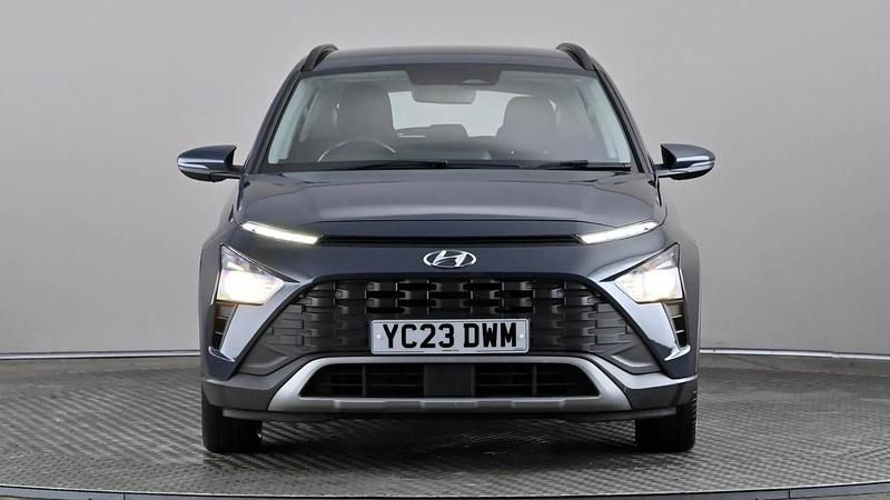 Used Hyundai Bayon SE 100 HP (73 kW) 2023 Grey SUV
