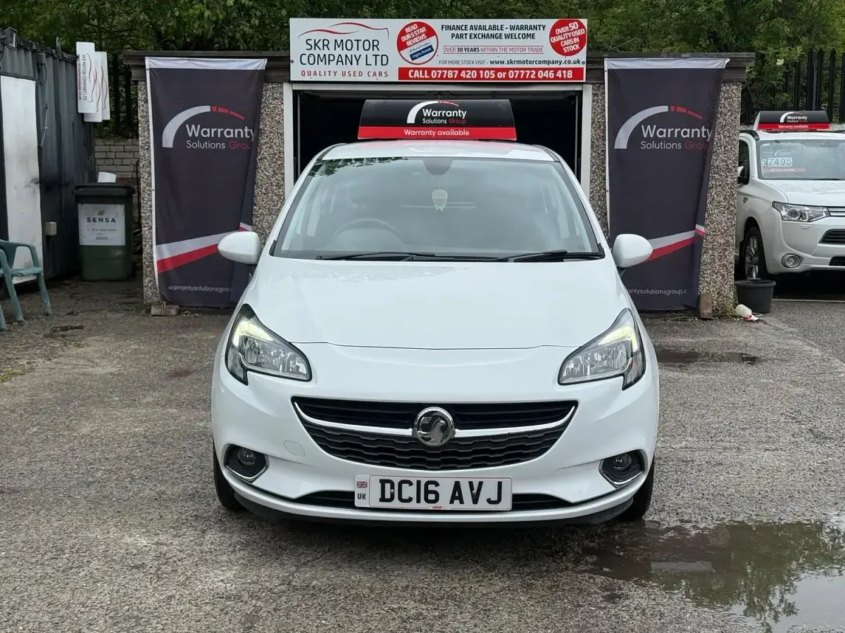 Used Vauxhall Corsa SRi 2016 White Hatchback