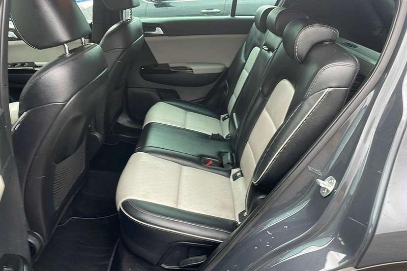 Used Kia Sportage GT-Line 180 HP (132 kW) 2021 Grey SUV