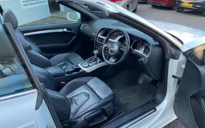 Used Audi A5 Cabriolet S-Line 211 HP (155 kW) 2012 White Cabriolet
