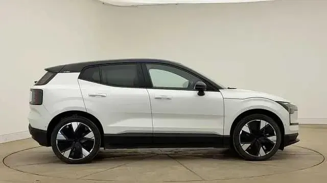 Used Volvo EX30 Ultra 200 kW (272 HP) 2024 White SUV