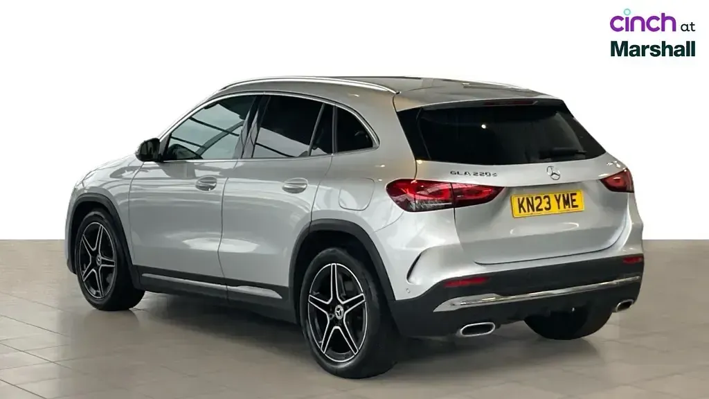 Used Mercedes GLA220 Executive 190 HP (139 kW) 2023 Silver SUV