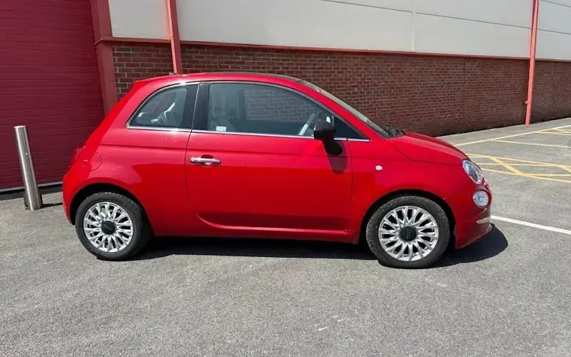 Used Fiat 500 Lounge 69 HP (50 kW) 2018 Red Hatchback