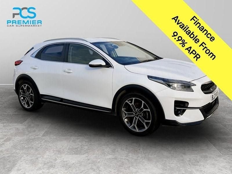 White Used 2021 Kia XCeed SUV | £11,295 (Fair price) - Image 1/3
