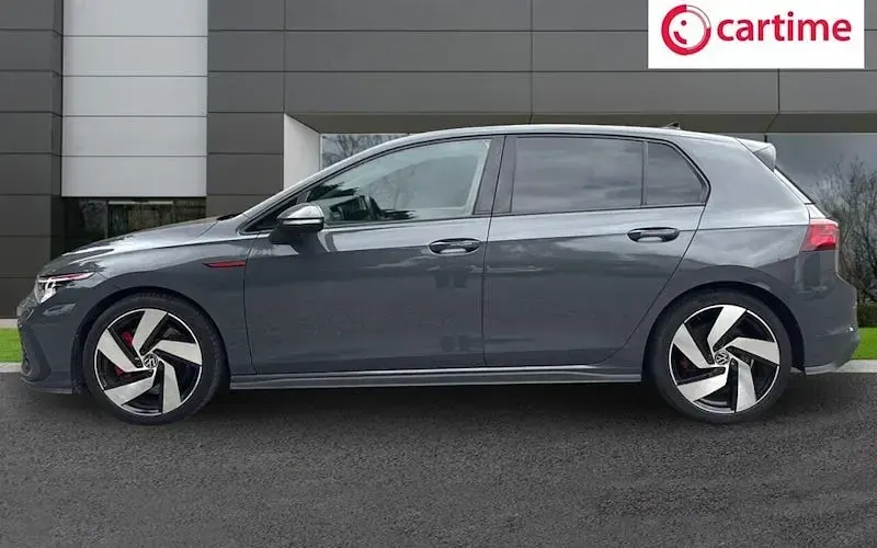 Used VW Golf VIII GTI 245 HP (180 kW) 2024 Hatchback