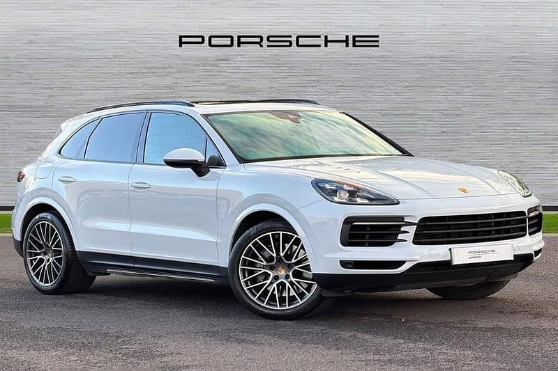 Used Porsche Cayenne S Platinum Edition 440 HP (323 kW) 2022 Carrara white SUV