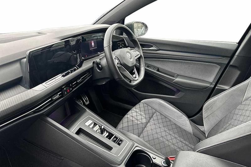 Used VW Golf VIII R-line 150 HP (110 kW) 2022 Black Estate