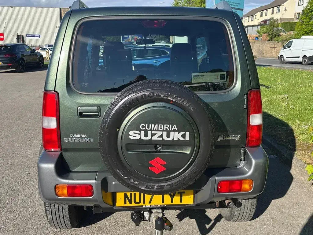 Begagnad Suzuki Jimny SZ4 85 HK (62 kW) 2017 Grön SUV