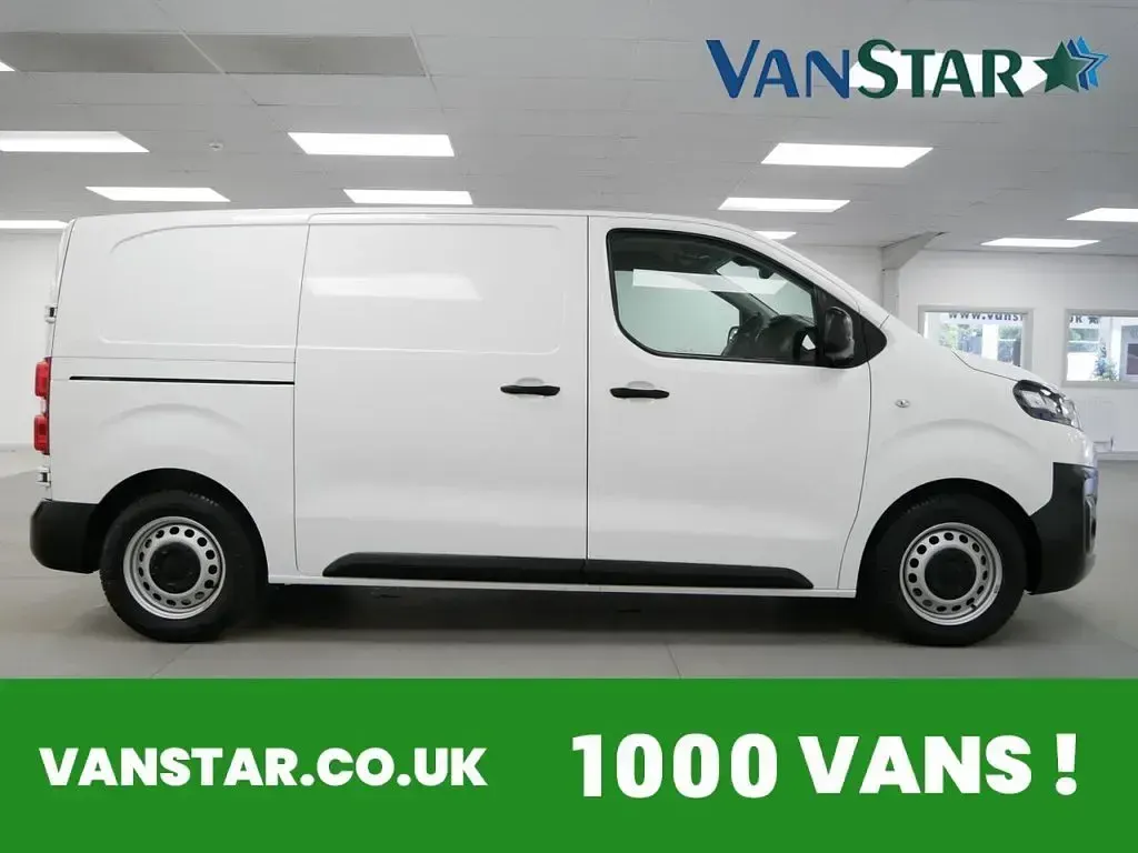 Used Citroën Dispatch 100 kW (136 HP) 2022 White MPV