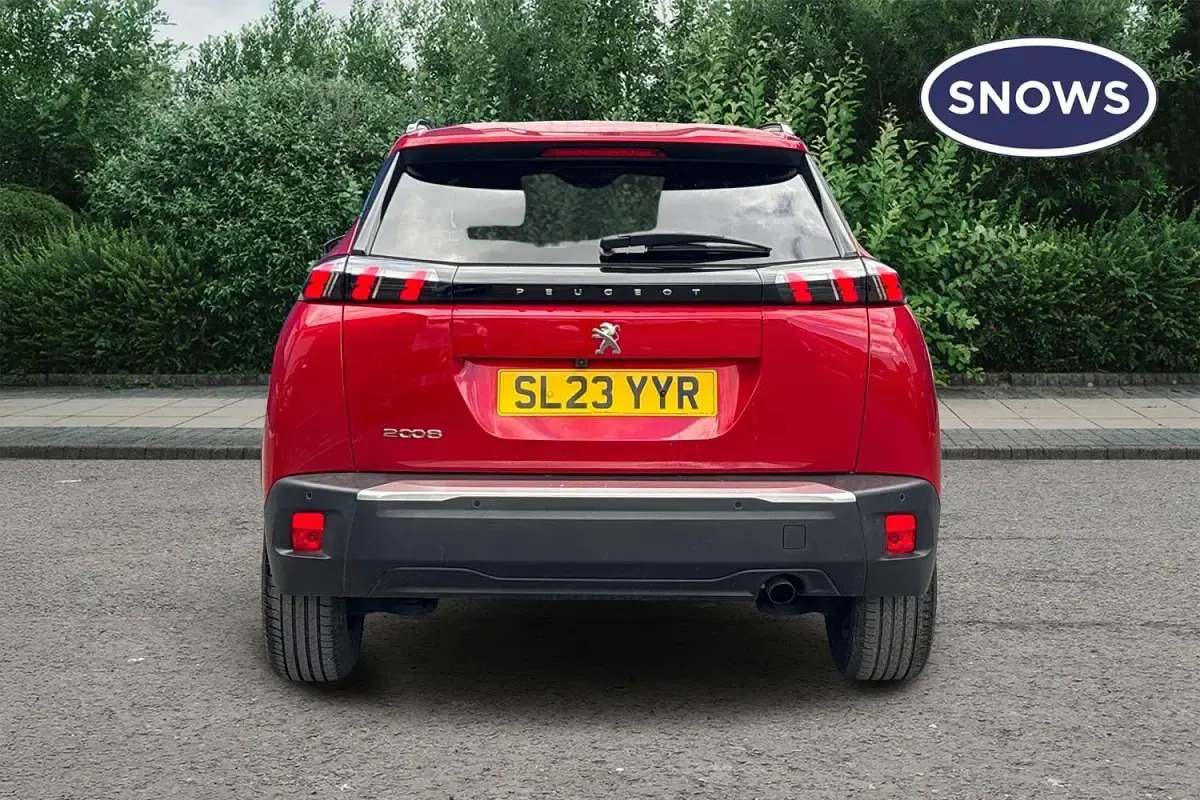 Used Peugeot 2008 Allure+ 101 HP (74 kW) 2023 Red SUV