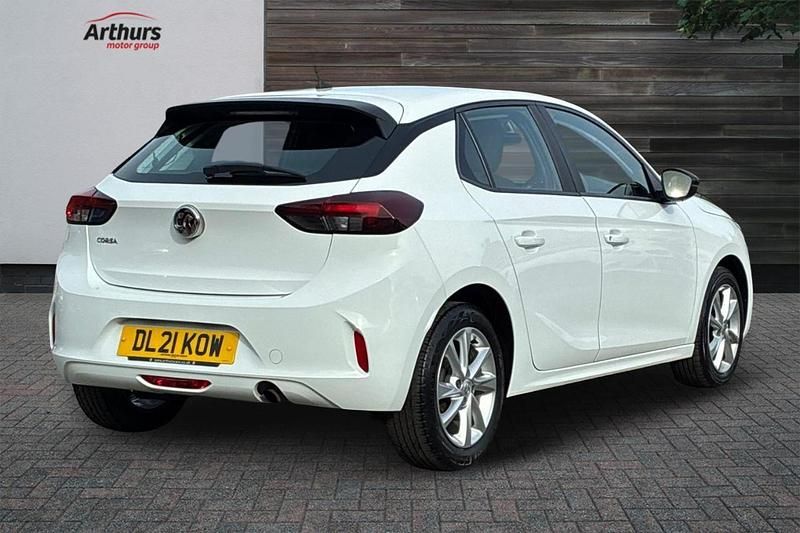 Used Vauxhall Corsa 74 HP (54 kW) 2021 White Hatchback