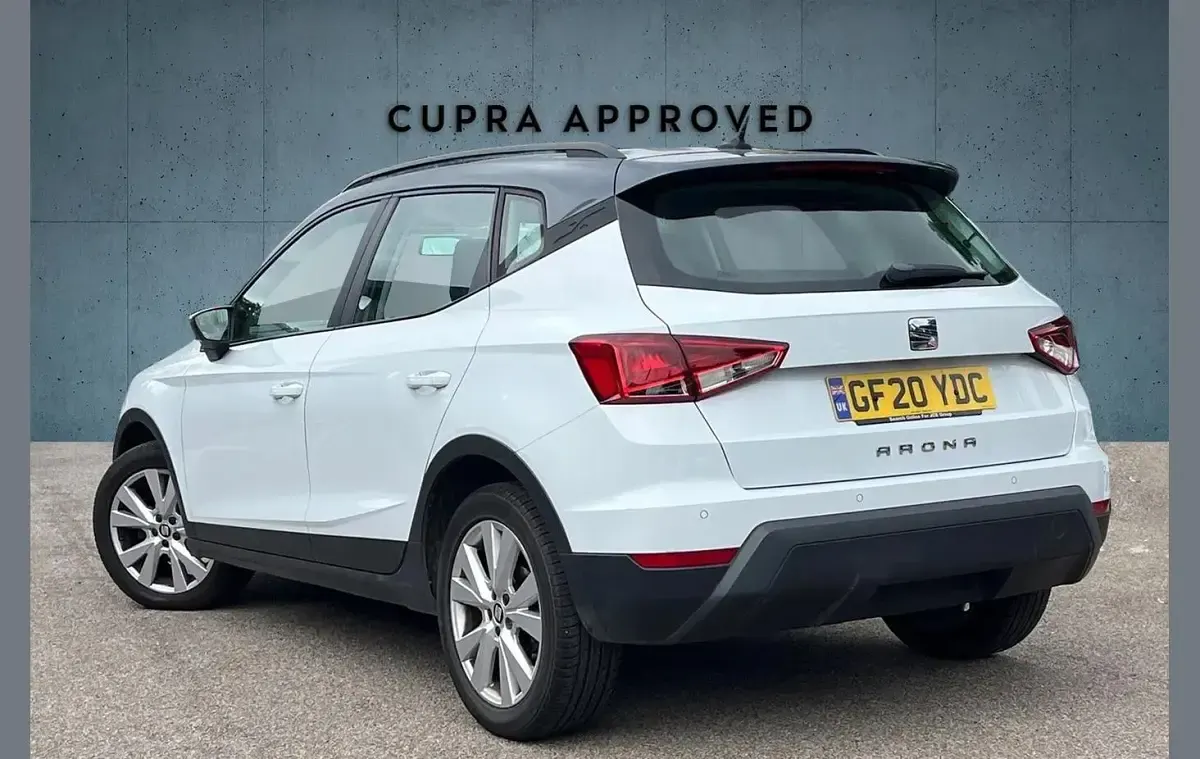 Used Seat Arona SE Technology 115 HP (84 kW) 2020 White SUV