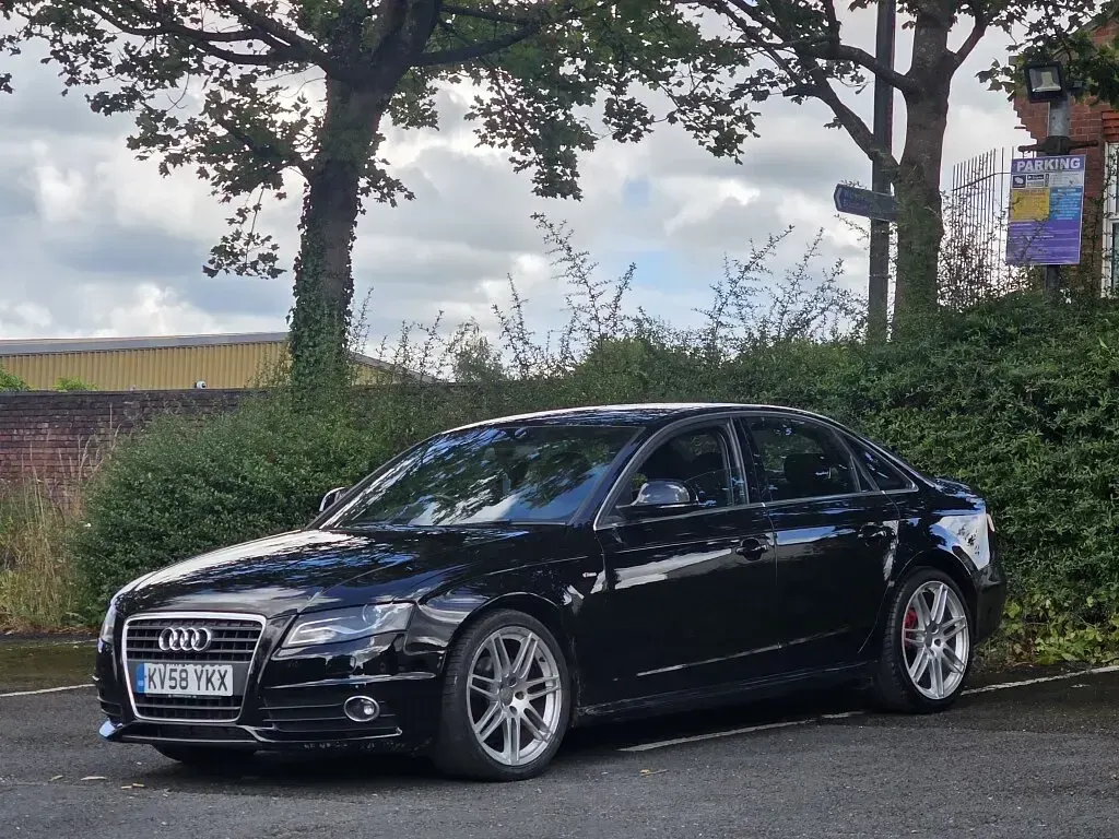 Used Audi A4 S-Line 140 HP (102 kW) 2008 Black Sedan