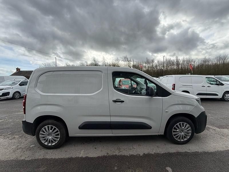 Used Peugeot Partner 2019 Grey MPV