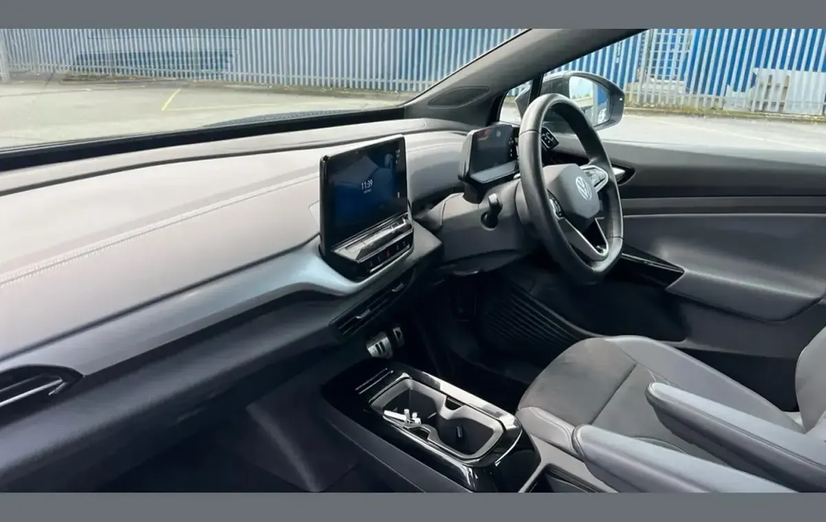 Second-hand VW ID.4 Pure 108 kW (148 CP) 2023 Negru SUV