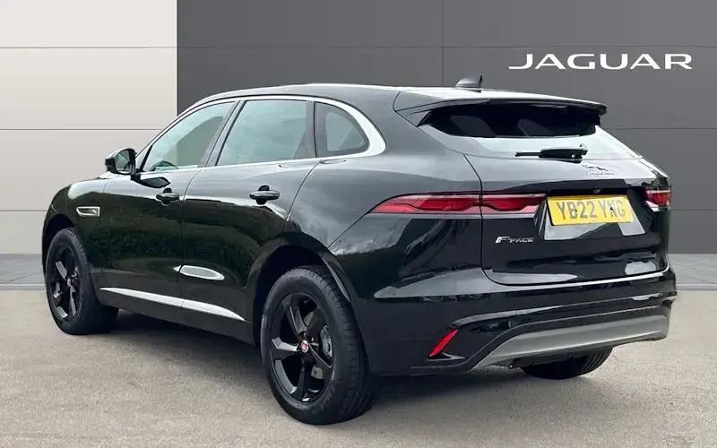 Used Jaguar F-Pace R-Dynamic 204 HP (150 kW) 2024 SUV