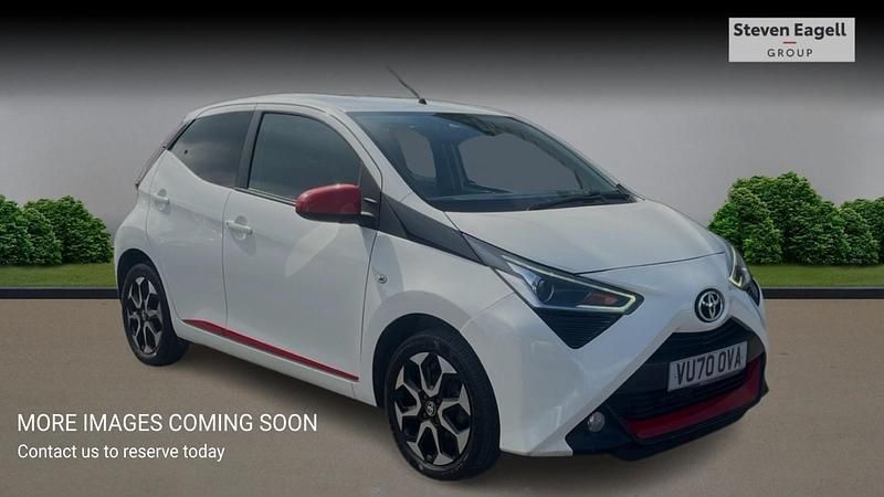 White Used 2020 Toyota Aygo Trend Hatchback | £8,959 (A bit pricey) - Image 1/4