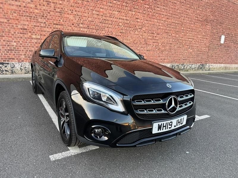 Used Mercedes GLA180 Urban 2019 Black SUV