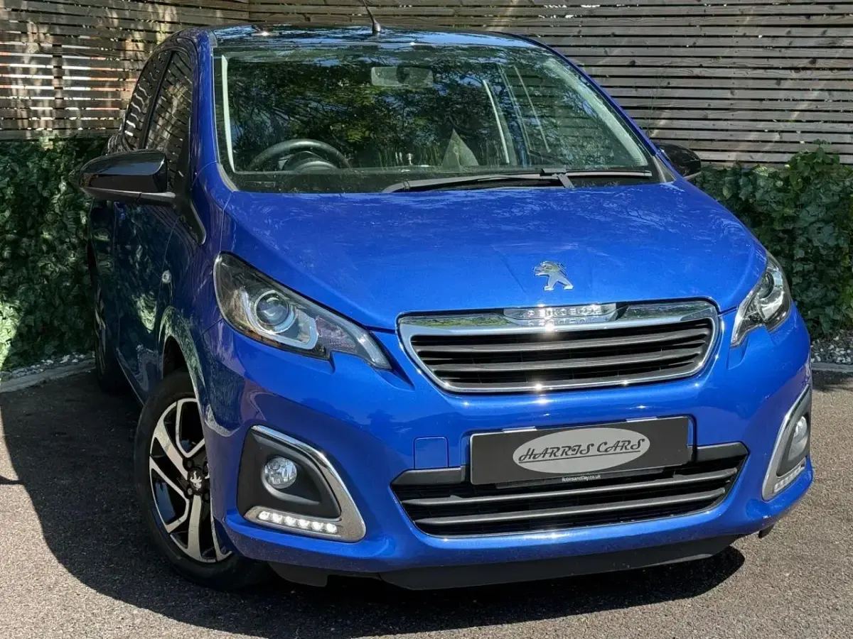 Used Peugeot 108 Allure 72 HP (52 kW) 2020 Blue Hatchback
