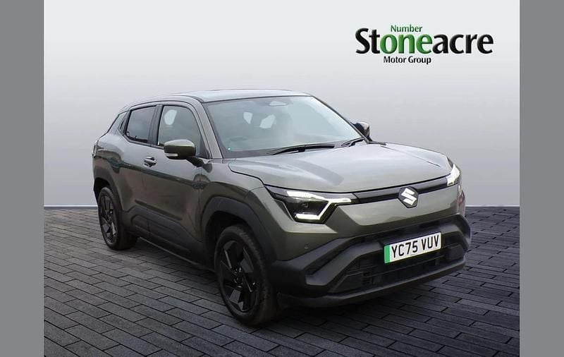Green New 2025 Suzuki Vitara Hatchback | £25,995 (Fair price) - Image 1/4