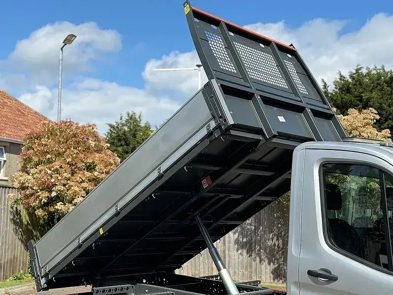 Begagnad Ford Transit 130 HK (95 kW) 2021 Silver Cab