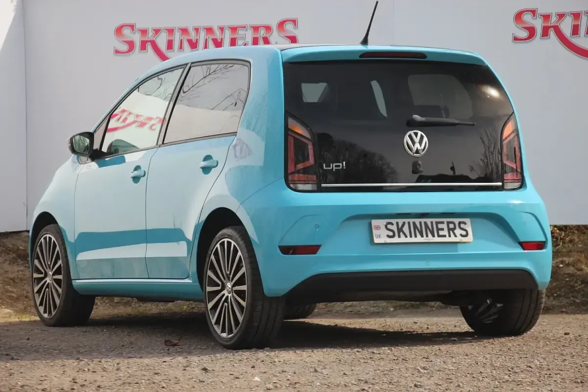 Used VW up! high up! 75 HP (55 kW) 2019 Blue Hatchback