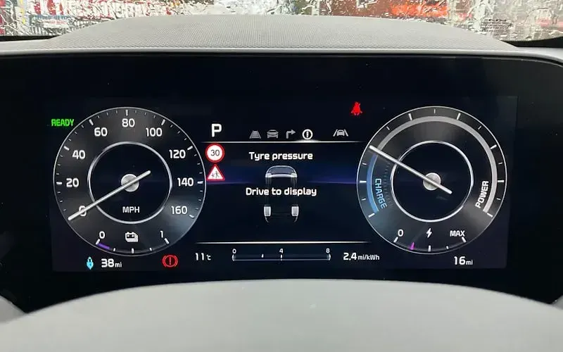 Used Kia e-Niro 150 kW (204 HP) 2025 Red SUV