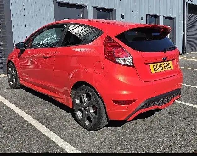 Used Ford Fiesta ST 2015 Orange Hatchback