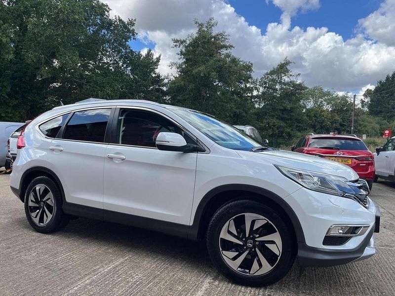 White Used 2017 Honda CR-V SR SUV | £10,495 (Fair price) - Image 1/3