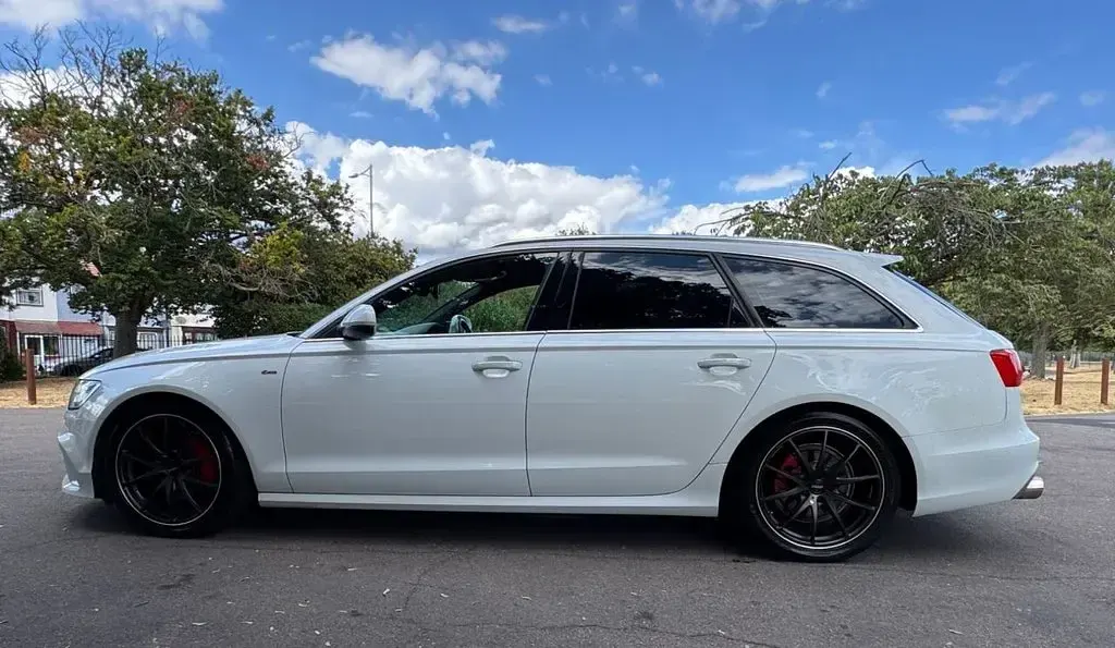 Used Audi A6 S-Line 204 HP (150 kW) 2015 White Estate