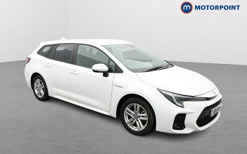 Used 2024 Suzuki Swace Estate | £20,649 (Fair price) - Image 1/4