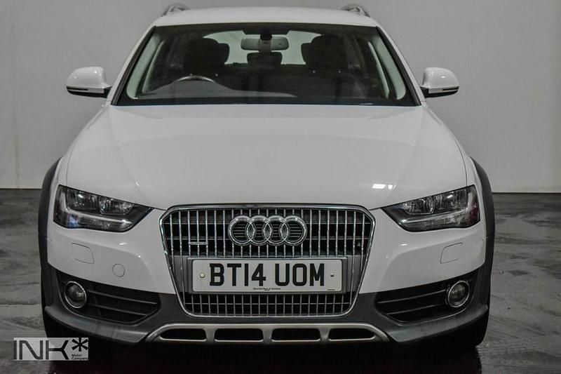 Used Audi A4 Allroad Comfort 177 HP (130 kW) 2014 White Estate