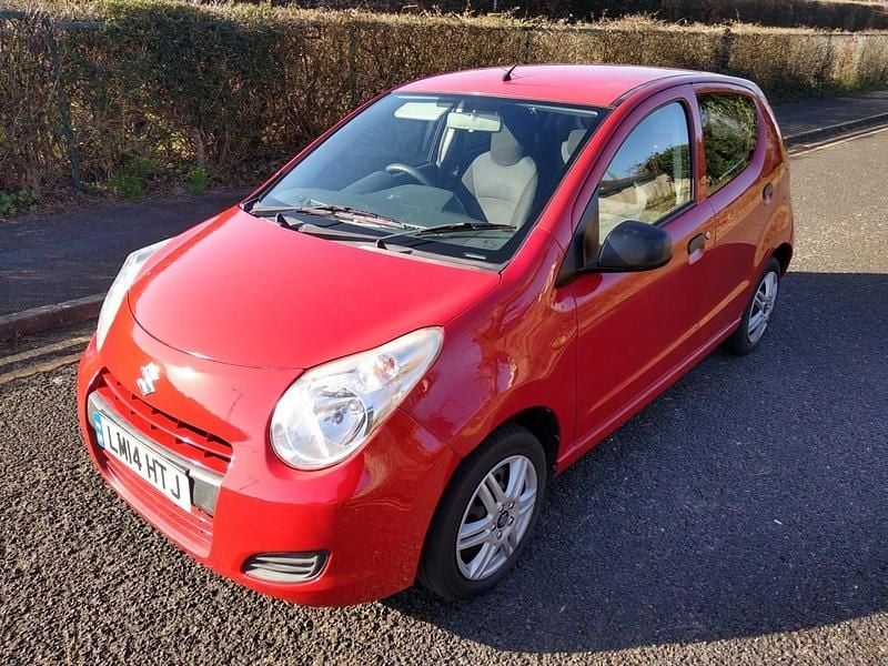 Used Suzuki Alto 2014 Red Hatchback