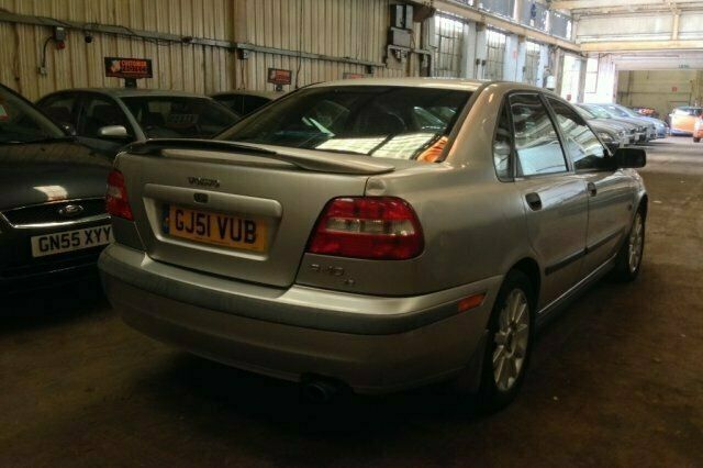 Usado Volvo S40 122 HP (89 kW) 2001 Sedan