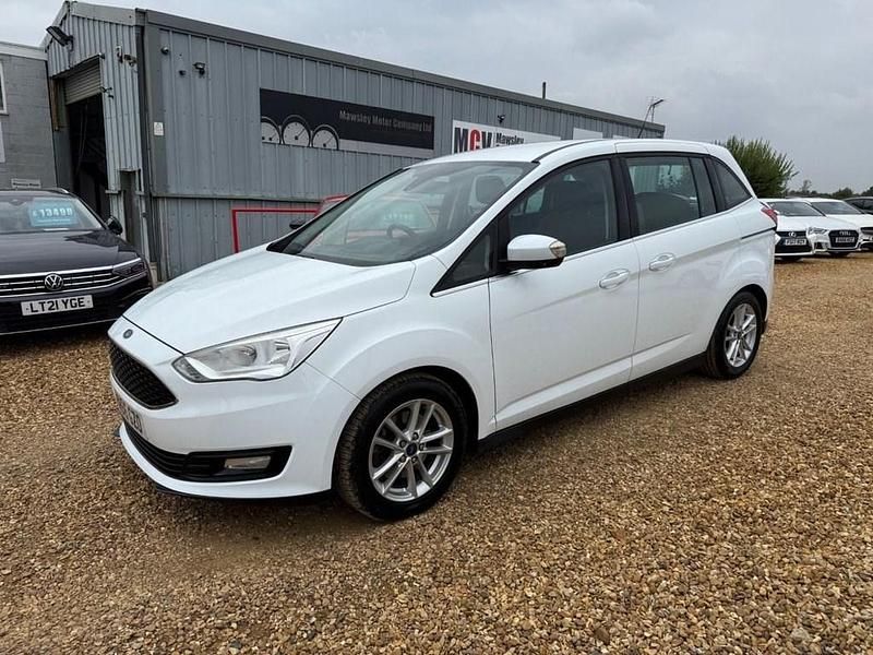 Used Ford Grand C-Max Zetec 120 HP (88 kW) 2016 White MPV