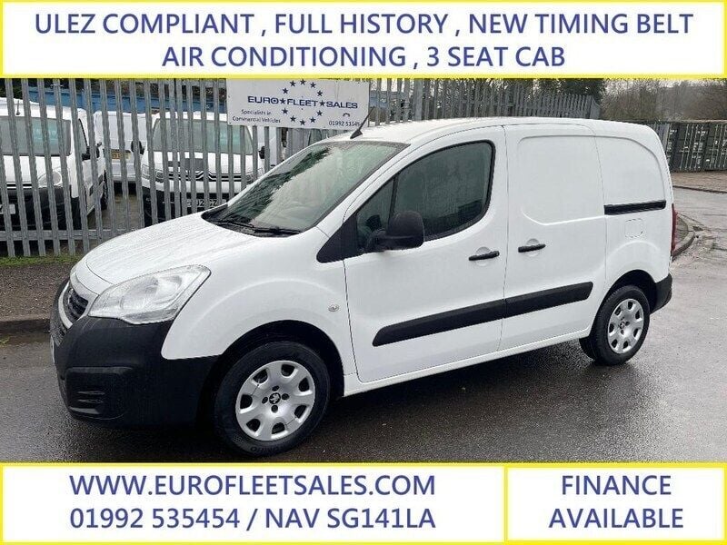 White Used 2018 Peugeot Partner MPV | £4,995 (Good price) - Image 1/3