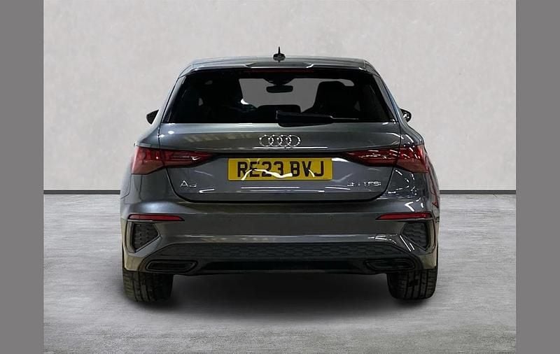 Used Audi A3 Comfort 150 HP (110 kW) 2023 Grey Sedan