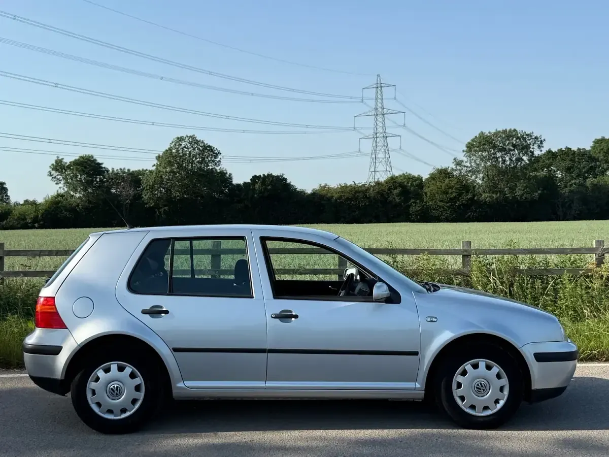 Used VW Golf IV S 2002 Silver Hatchback