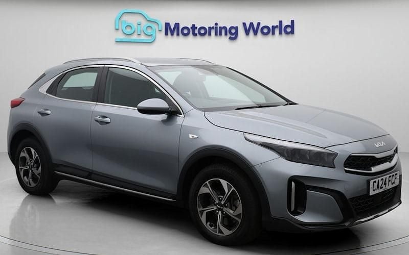Used 2023 Kia XCeed SUV | £17,000 (Good price) - Image 1/4