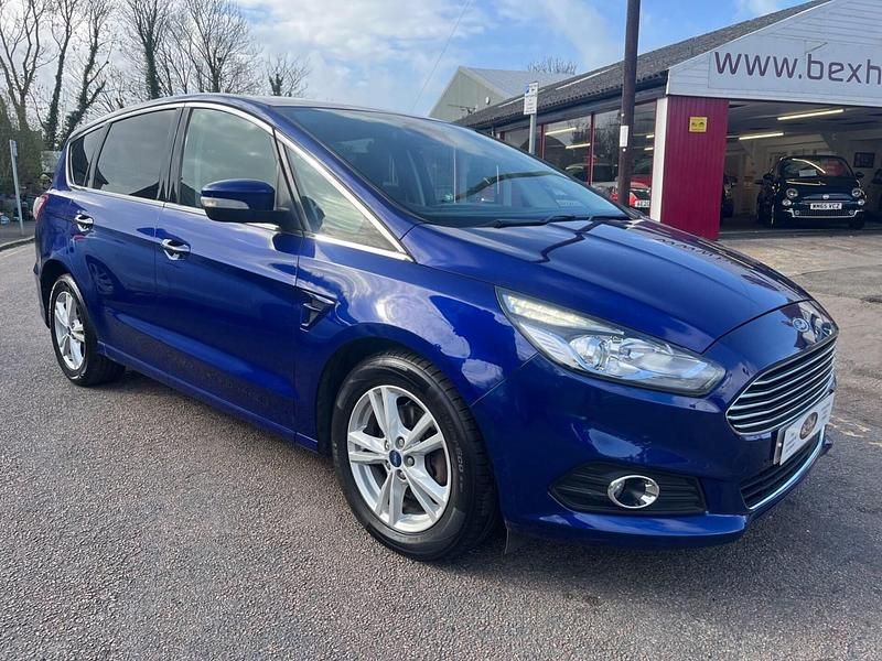 Used Ford S-MAX Titanium 150 HP (110 kW) 2017 Blue MPV