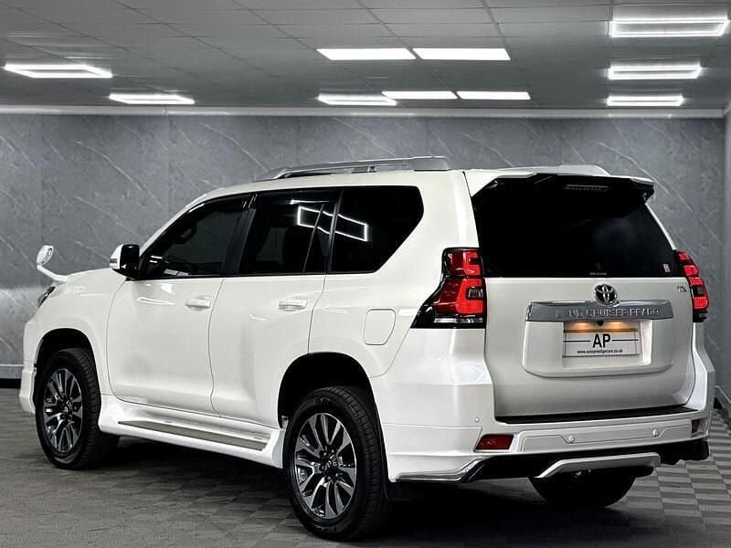 Used Toyota Land Cruiser 2024 White SUV